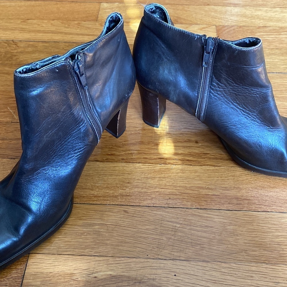Made in Italy real Italian leather Mila Paoli booties signs of wear see pics 10. - Picture 2 of 10